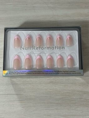 Nail Reformation Pearly Girl Press-on Nails